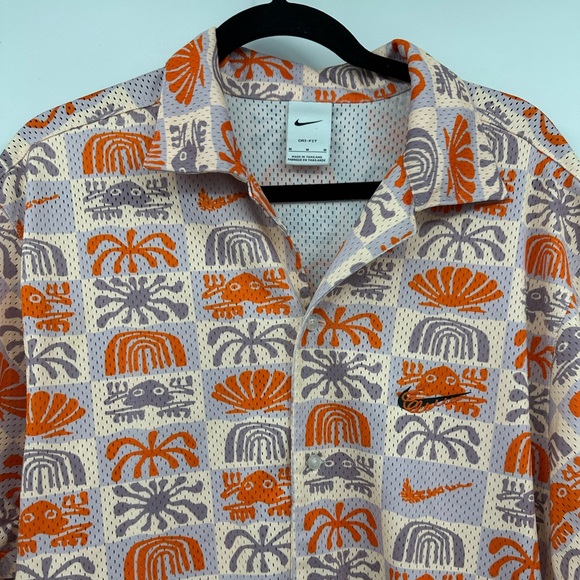 UNISEX Nike Spring Break Shirt Guava Ice/Doll Size M - Picture 8 of 14